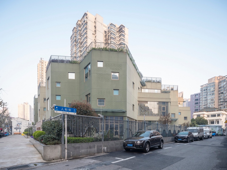 人和街与海防路交界口 jingan yuyao road kindergarten branch by atelier liu yuyang architects