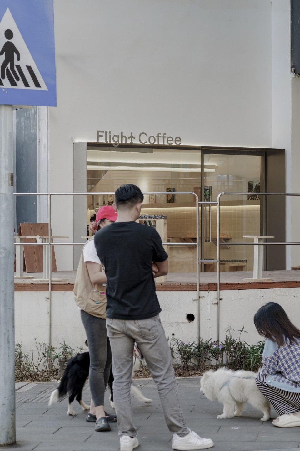 室外近景©肉山 Meat mountain flight coffee shop