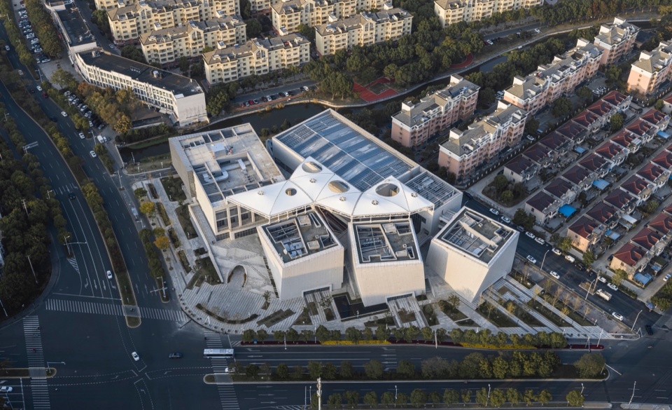 建筑与周边环境的关系