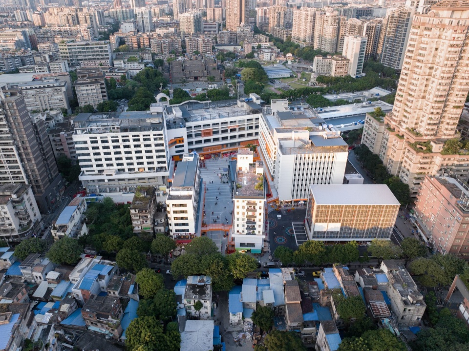 改造后的1906科技园扬韬广场©吴嗣铭 1906 young town technology plaza