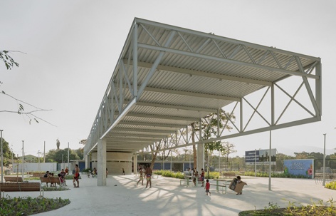 Realengo公园集市广场，巴西 / Carlos Zebulun + Helena Meireles Arquitetura + Juliana Ayako + Larissa Monteiro + messina｜rivas