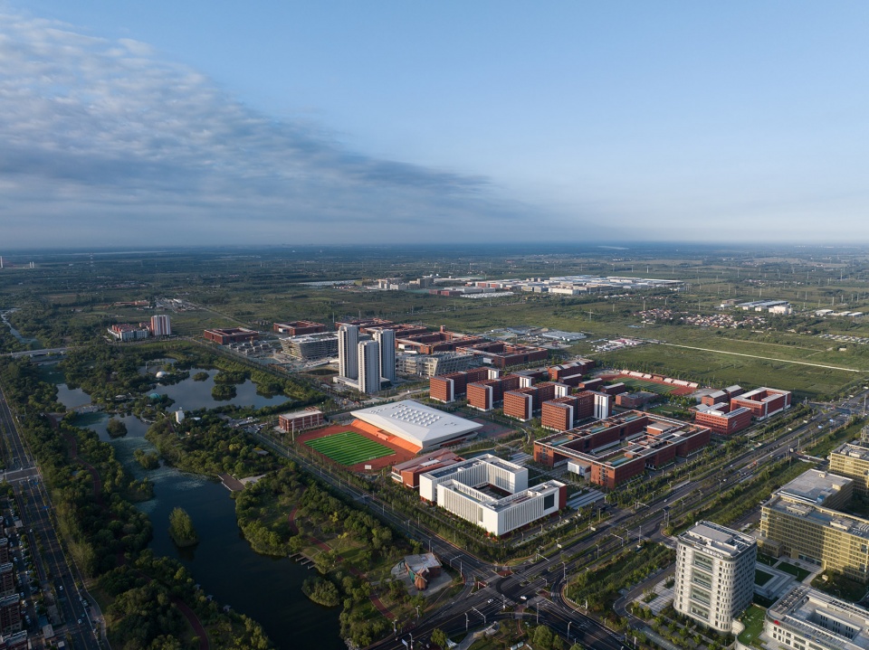 bohai university of science and technology gymnasium by adcas