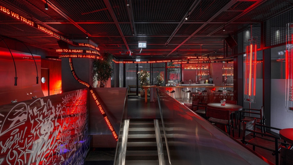 frank restaurant by da bureau