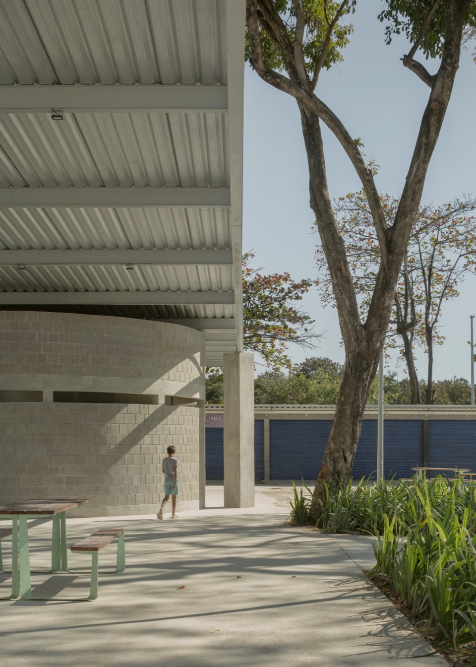 market square realengo park by carlos zebulun helena meireles arquitetura juliana ayako larissa monteiro messina|rivas
