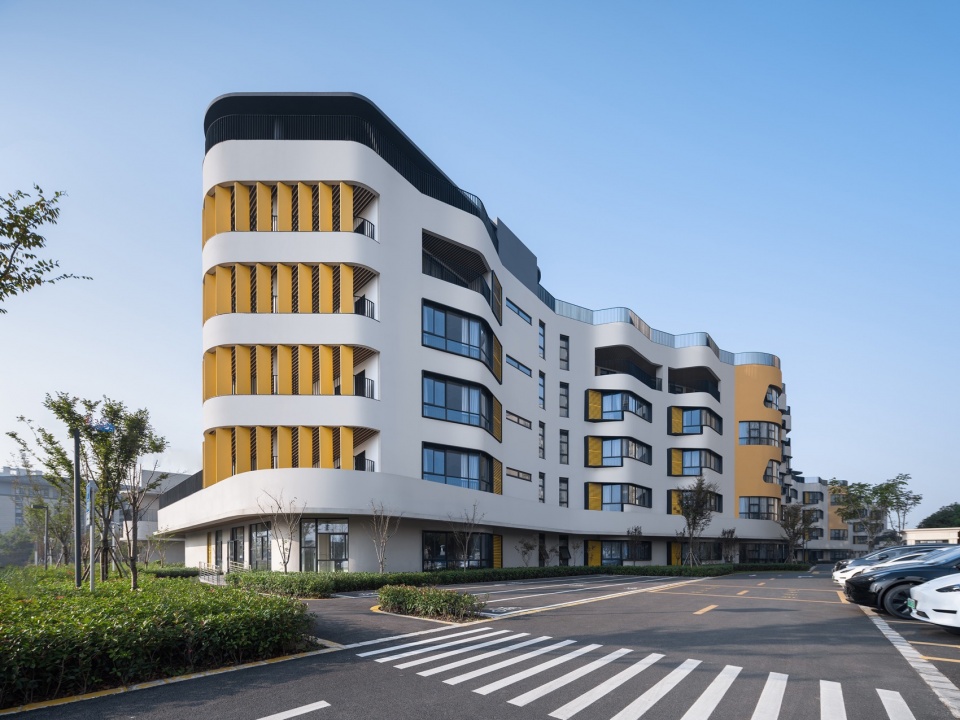 chonggu experimental school years 1 9 by bau