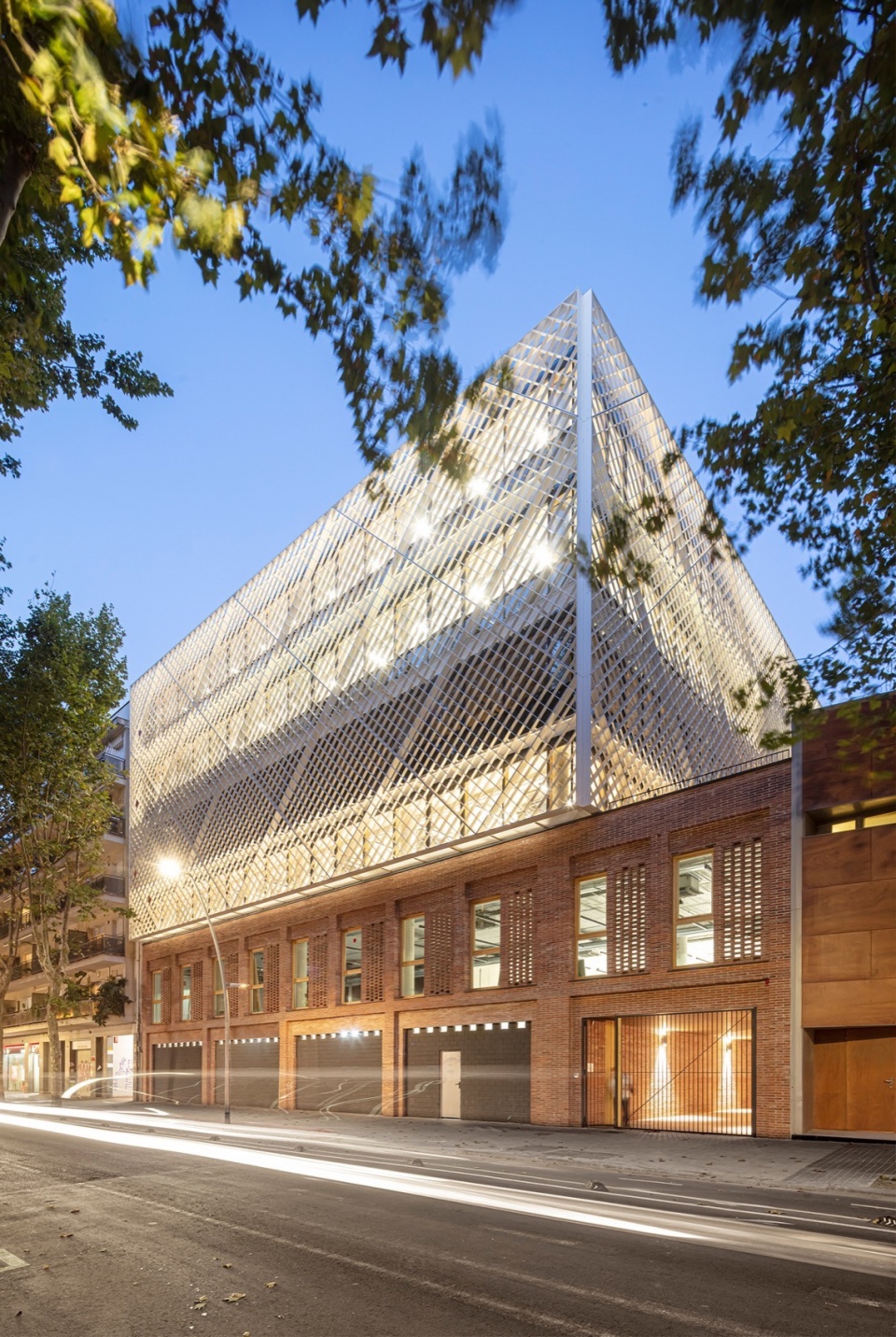knem offices by b720 fermin vazquez arquitectos
