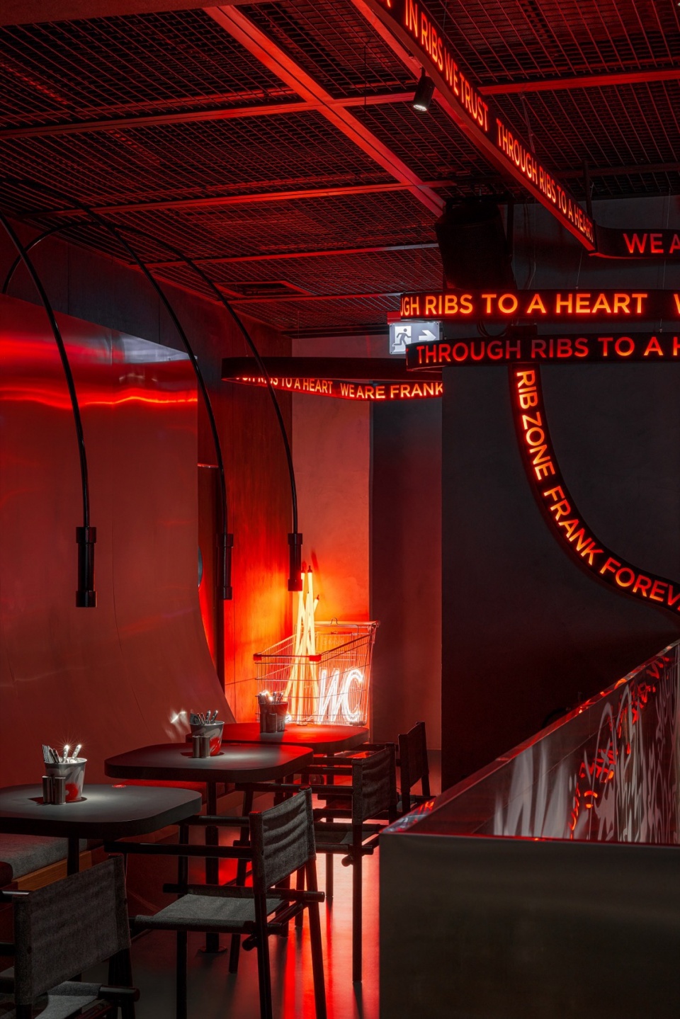 frank restaurant by da bureau