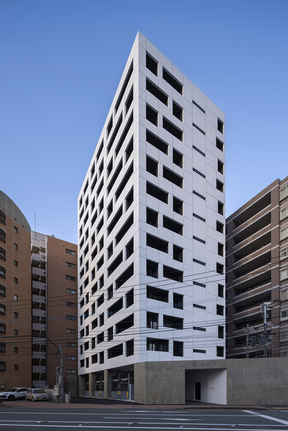 monochrome in fukuoka by sako architects