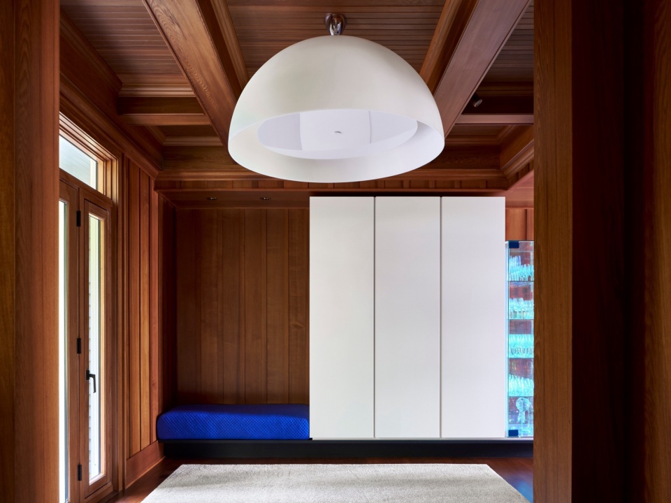 muskoka cottage by reigo bauer