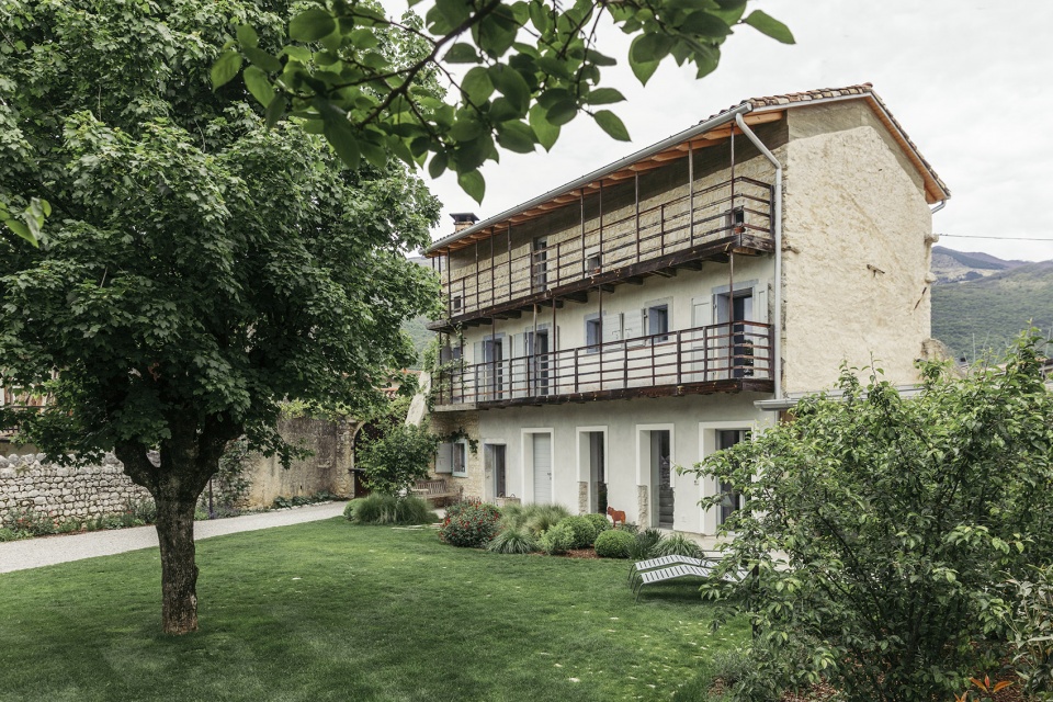 ottos house by elasticofarm