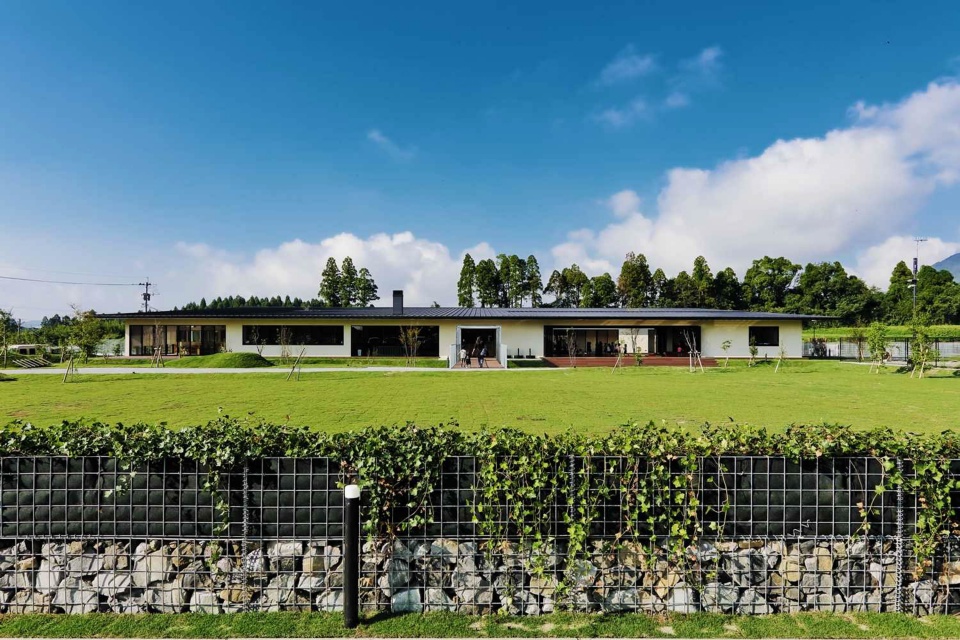 kfb kindergarten and nursery by hibinosekkei youji no shiro