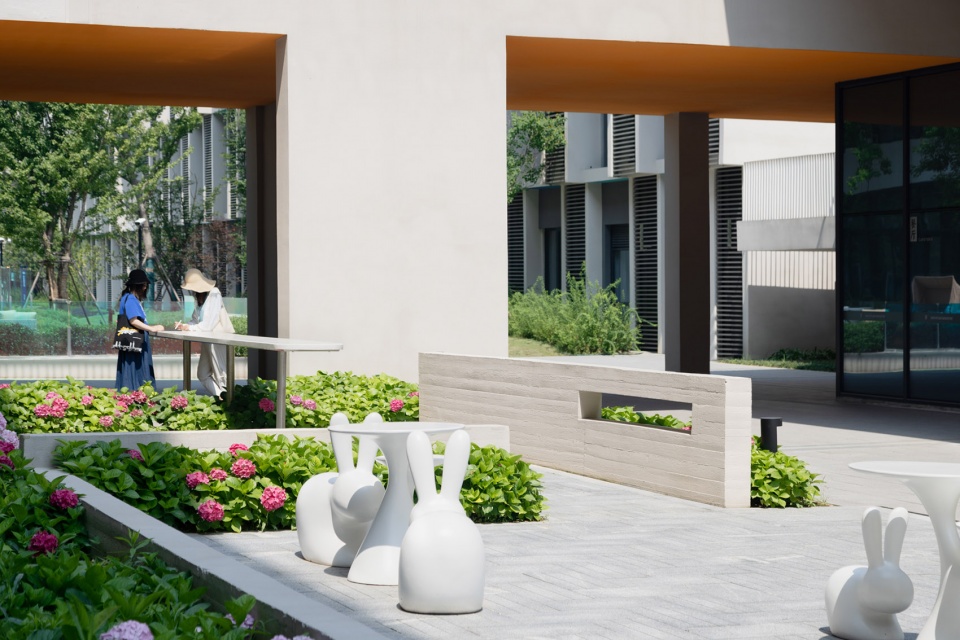 suzhou mountain bilingual school landscape by open zscape