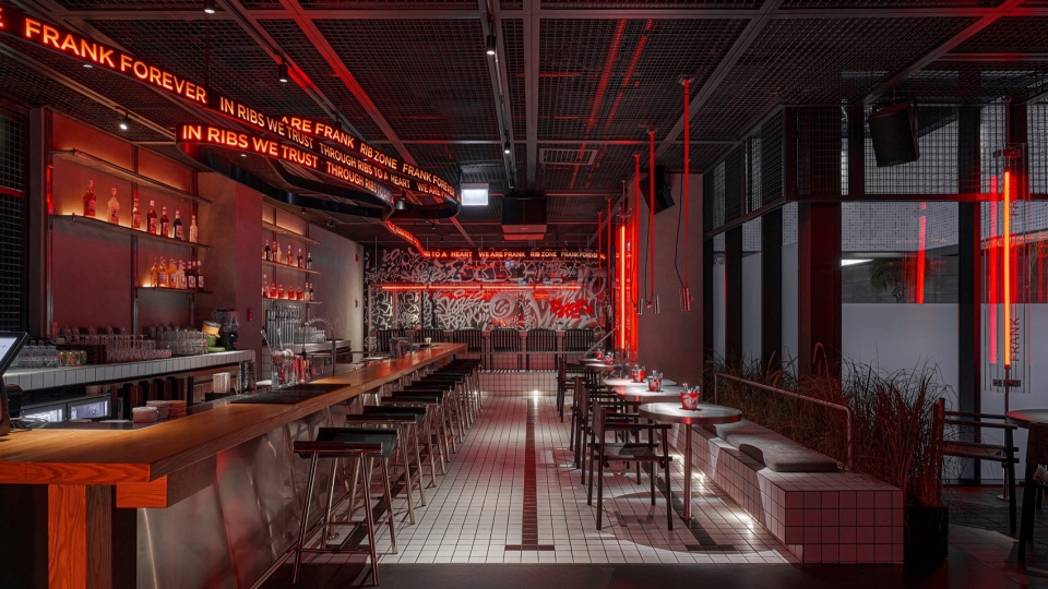 frank restaurant by da bureau