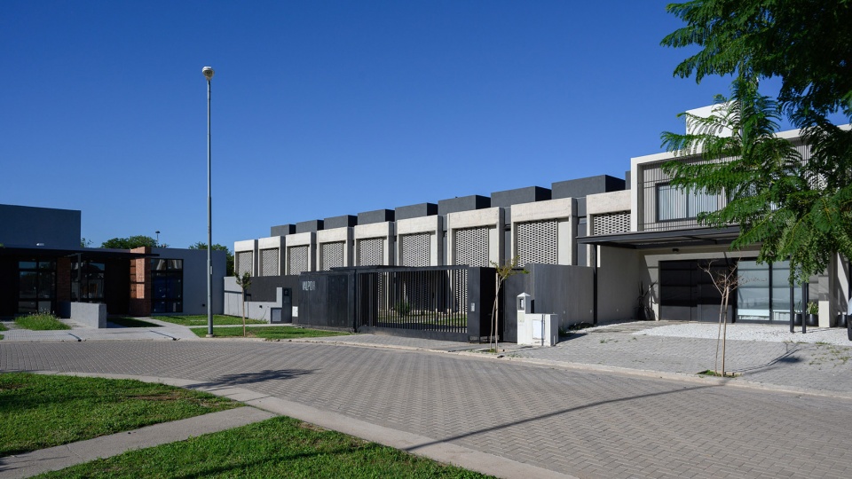 valpo housing complexes by montevideo studio