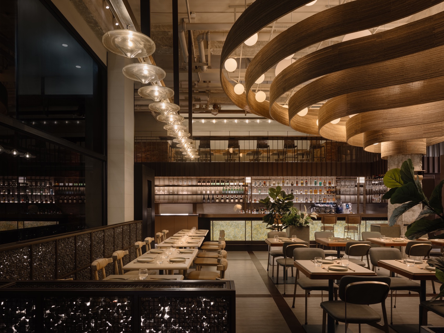 Halation Bistro by RooMoo - 谷德设计网