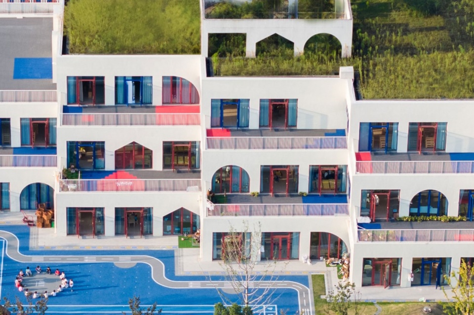 west coast kindergarten by clou