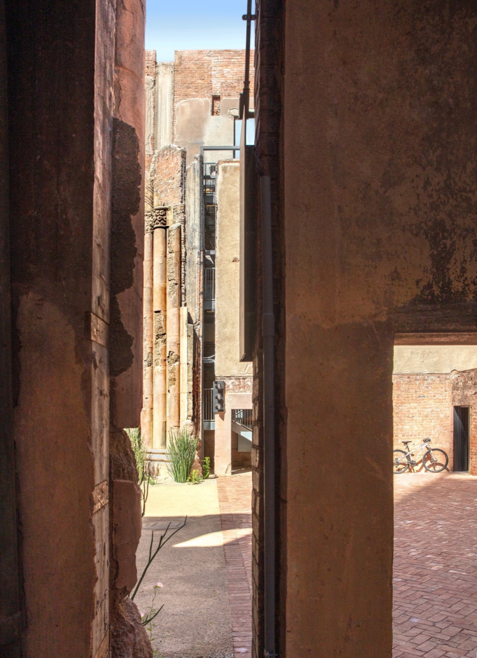 monroe street abbey by jones studio
