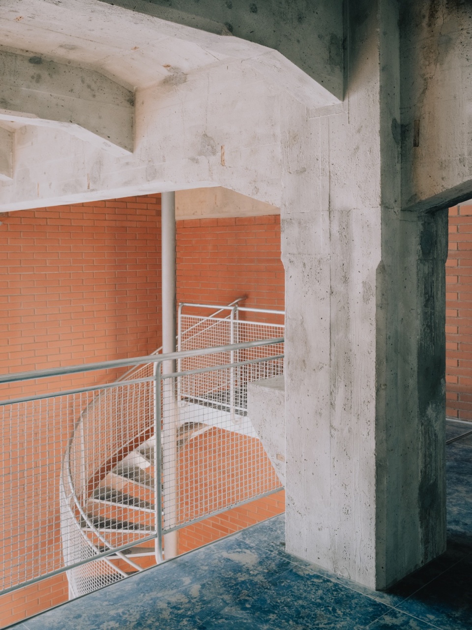 cpg pm 1 4 cham by boltshauser architekten