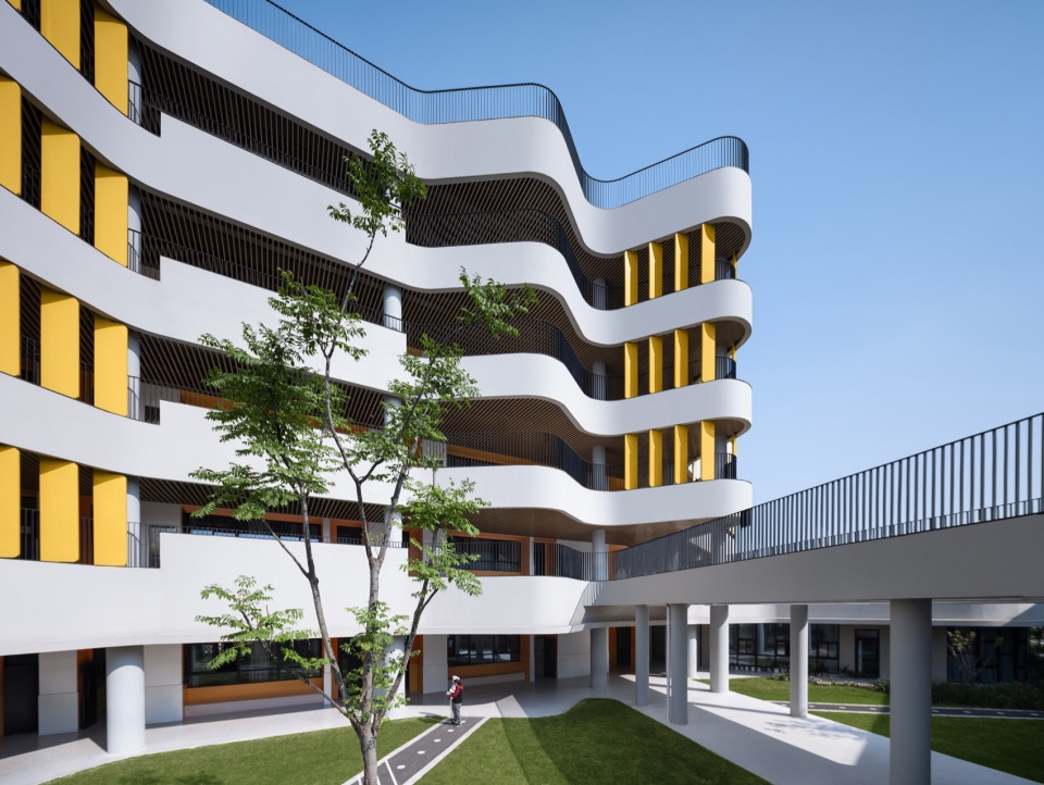 chonggu experimental school years 1 9 by bau