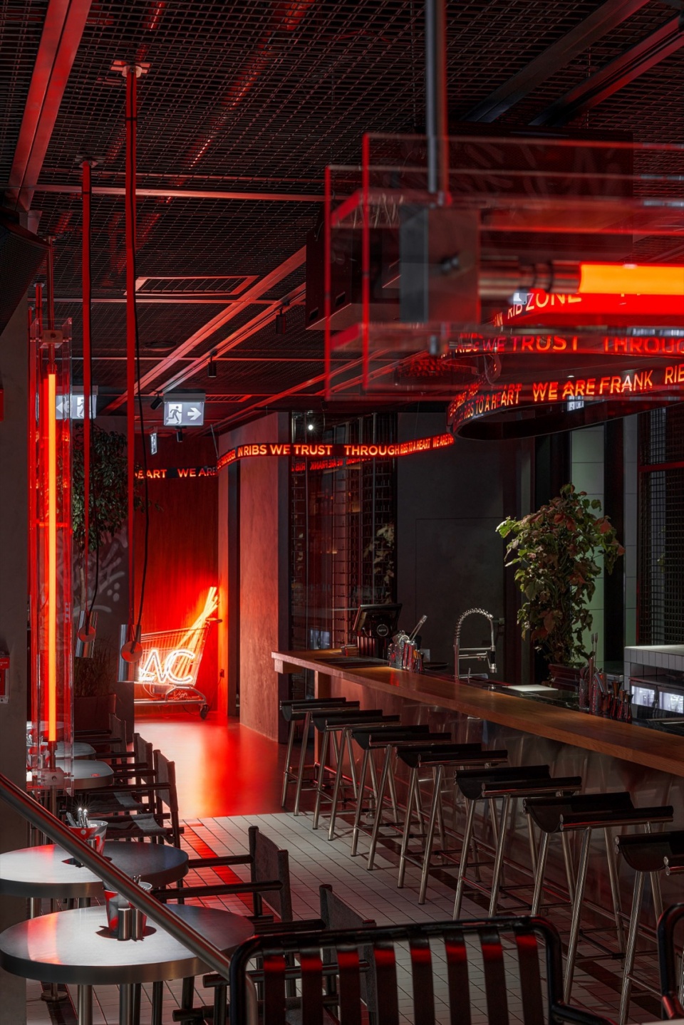 frank restaurant by da bureau