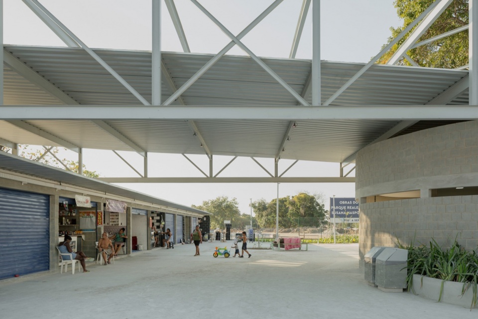 market square realengo park by carlos zebulun helena meireles arquitetura juliana ayako larissa monteiro messina|rivas