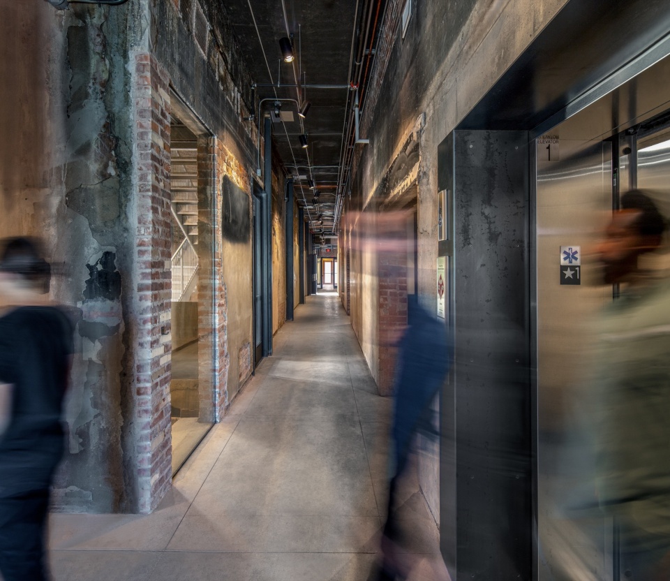 monroe street abbey by jones studio