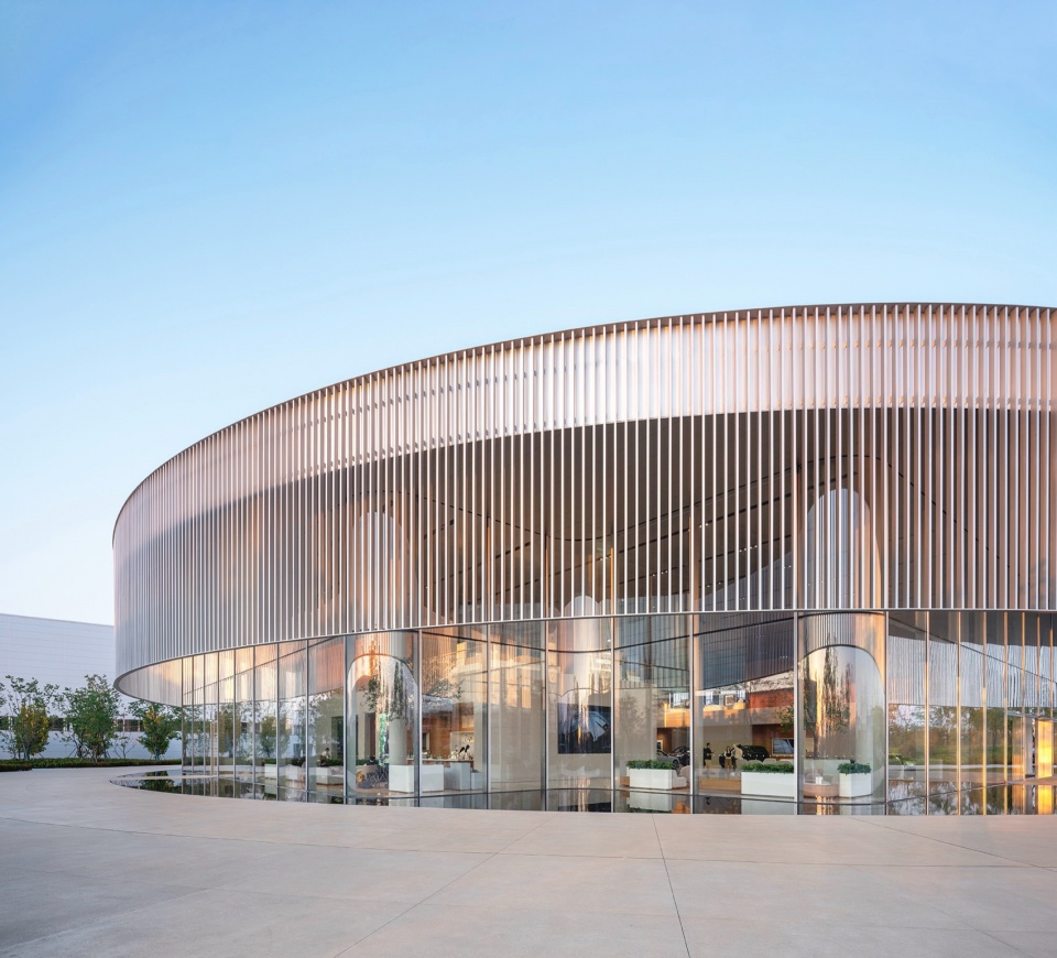 蔚来中心 合肥新桥产业园 / SHL