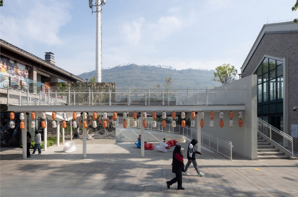 changfuhui urban renewal for the riverside avenue area by edge daheng loanchuang xiangjie