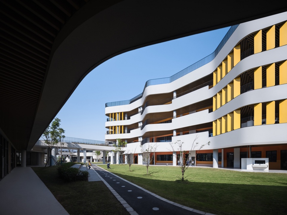 chonggu experimental school years 1 9 by bau