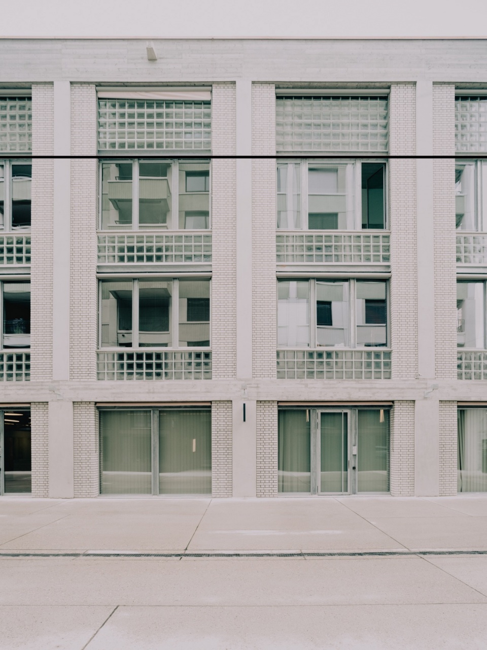 cpg pm 1 4 cham by boltshauser architekten