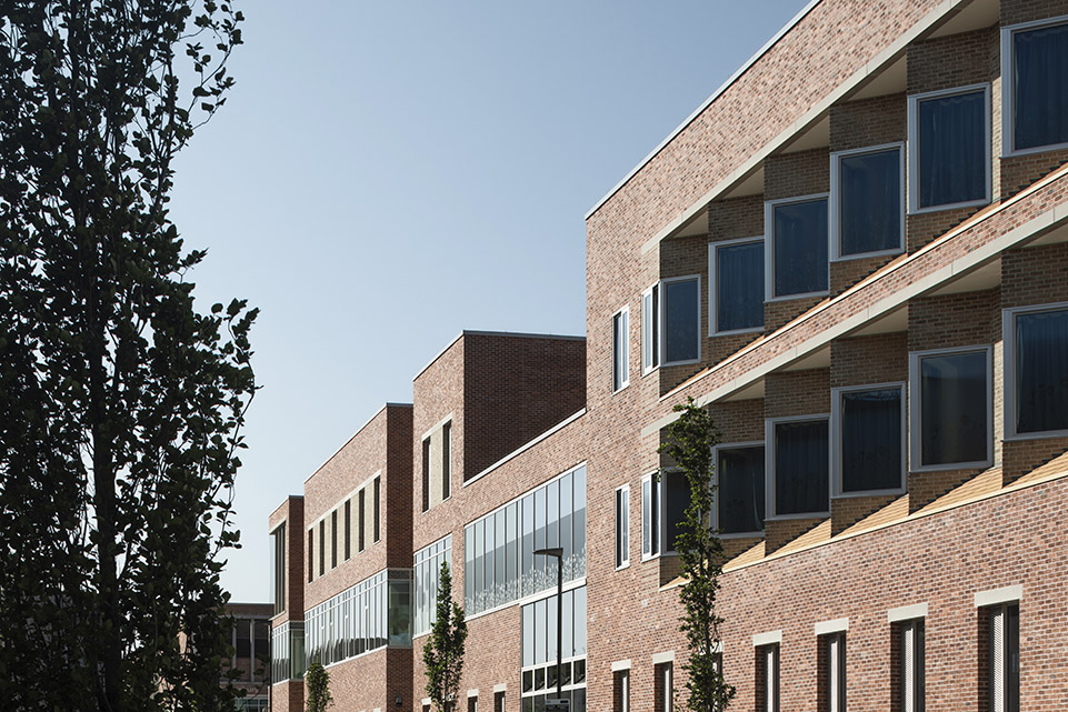 springfield university hospital by c f moller architects