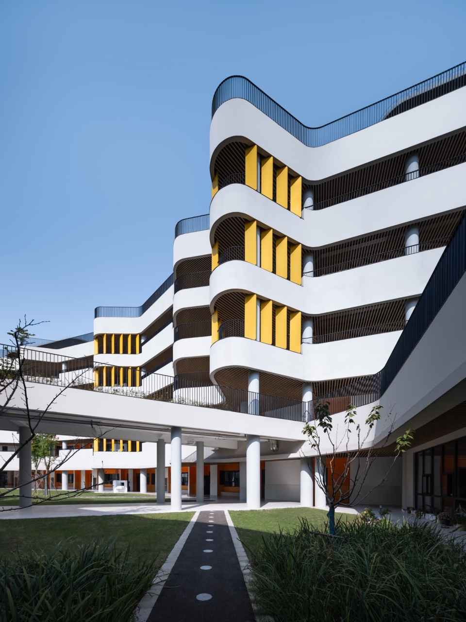chonggu experimental school years 1 9 by bau