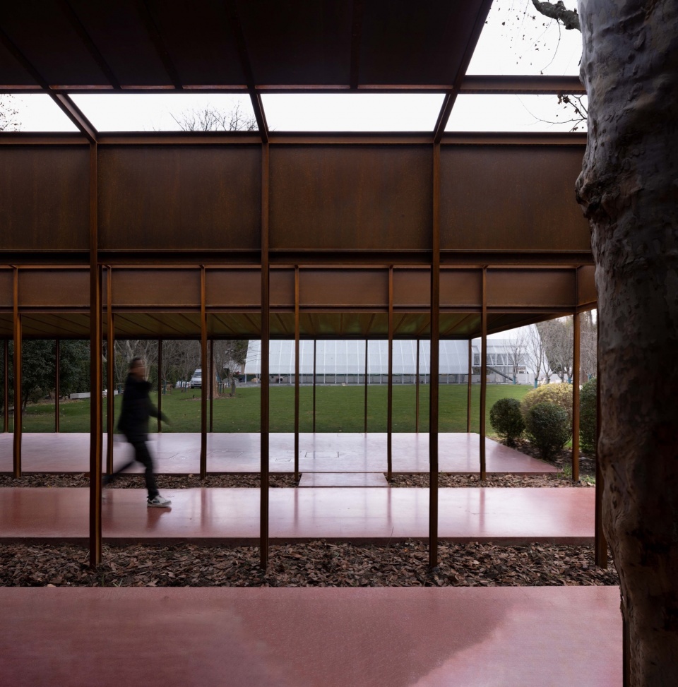 coffee shed of luxun park by shisuo design