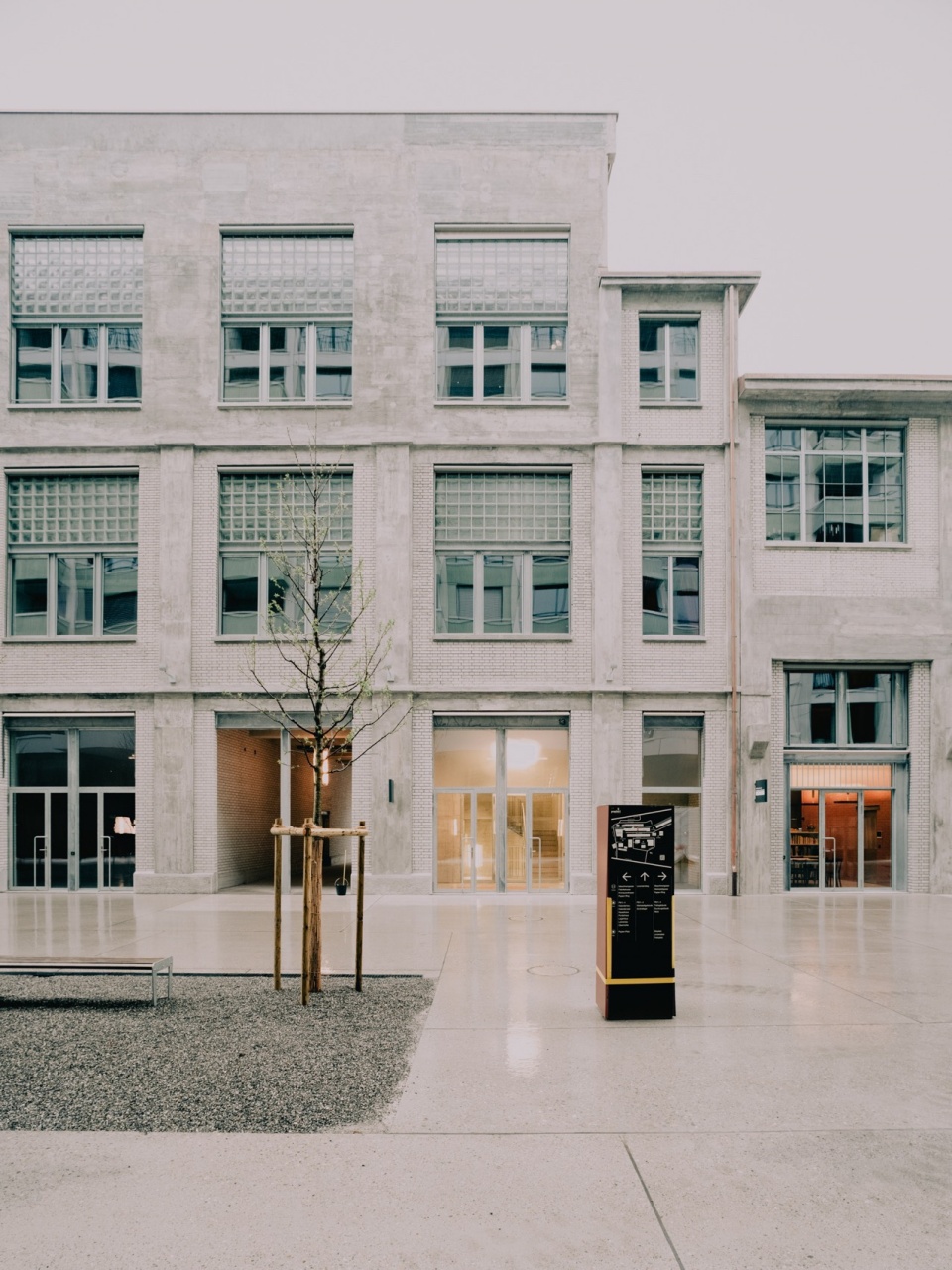 cpg pm 1 4 cham by boltshauser architekten
