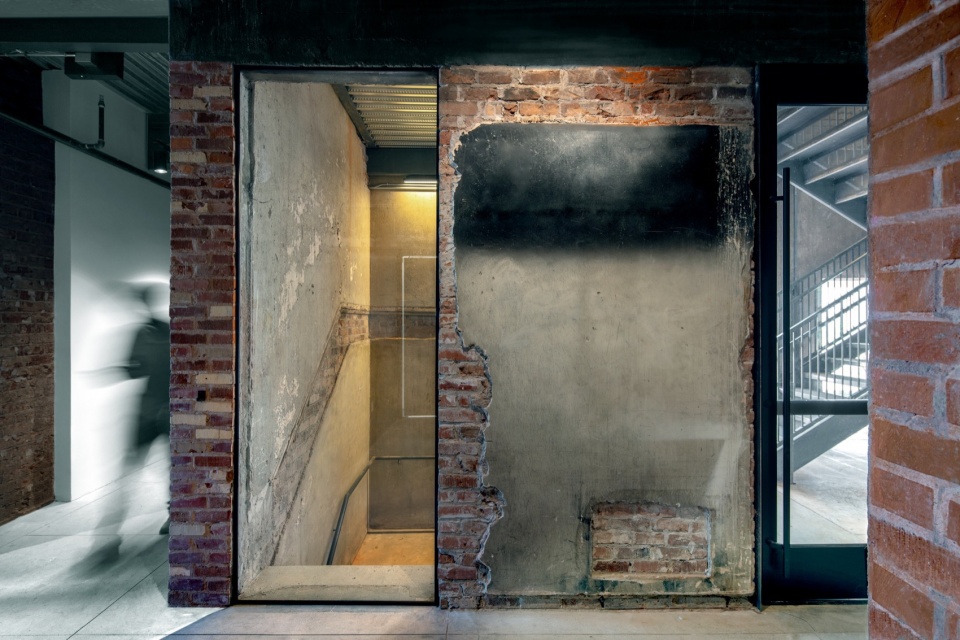 monroe street abbey by jones studio