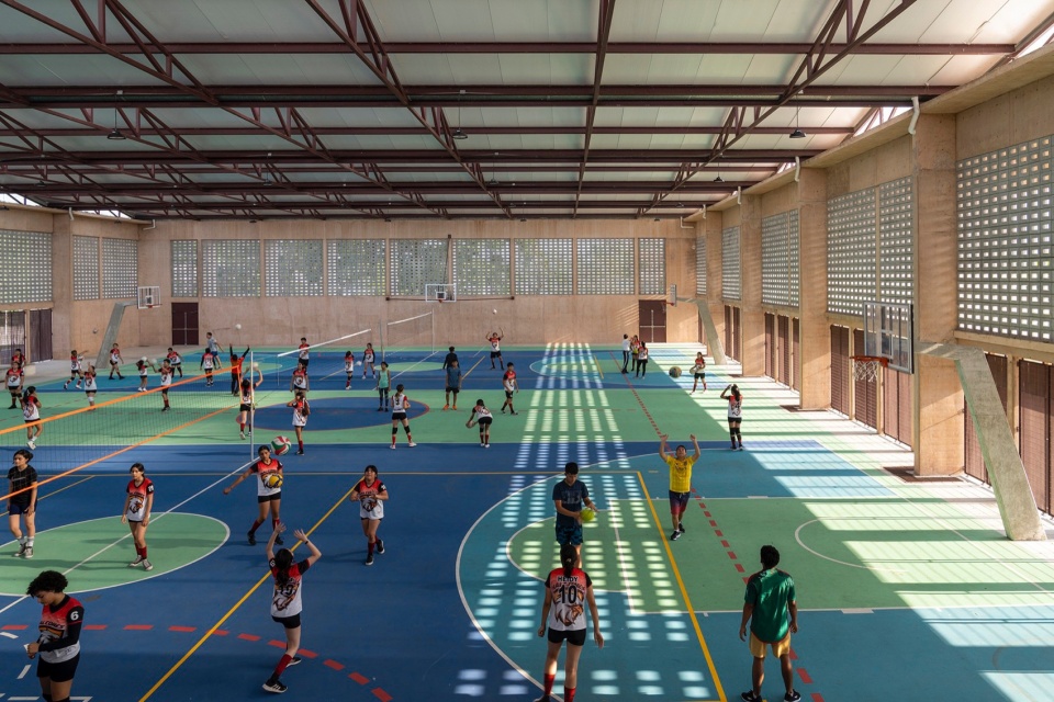 polideportivo de alto rendimiento estadio manuel vargas iziquierdo by cca
