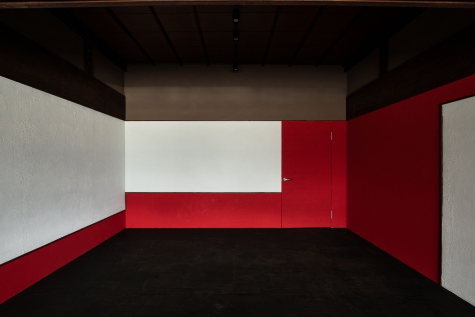 monroe street abbey by jones studio 6xt