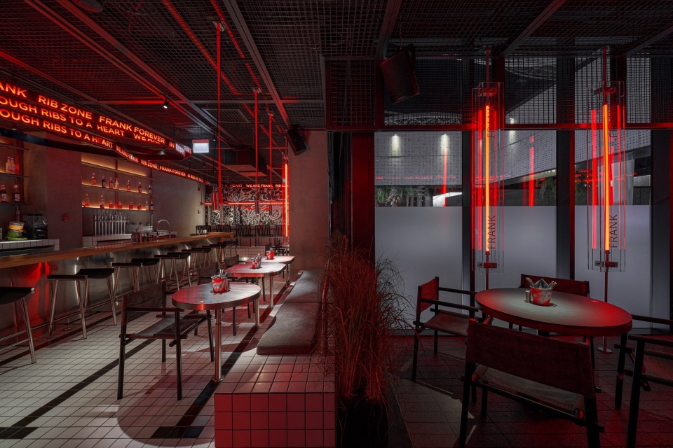 frank restaurant by da bureau