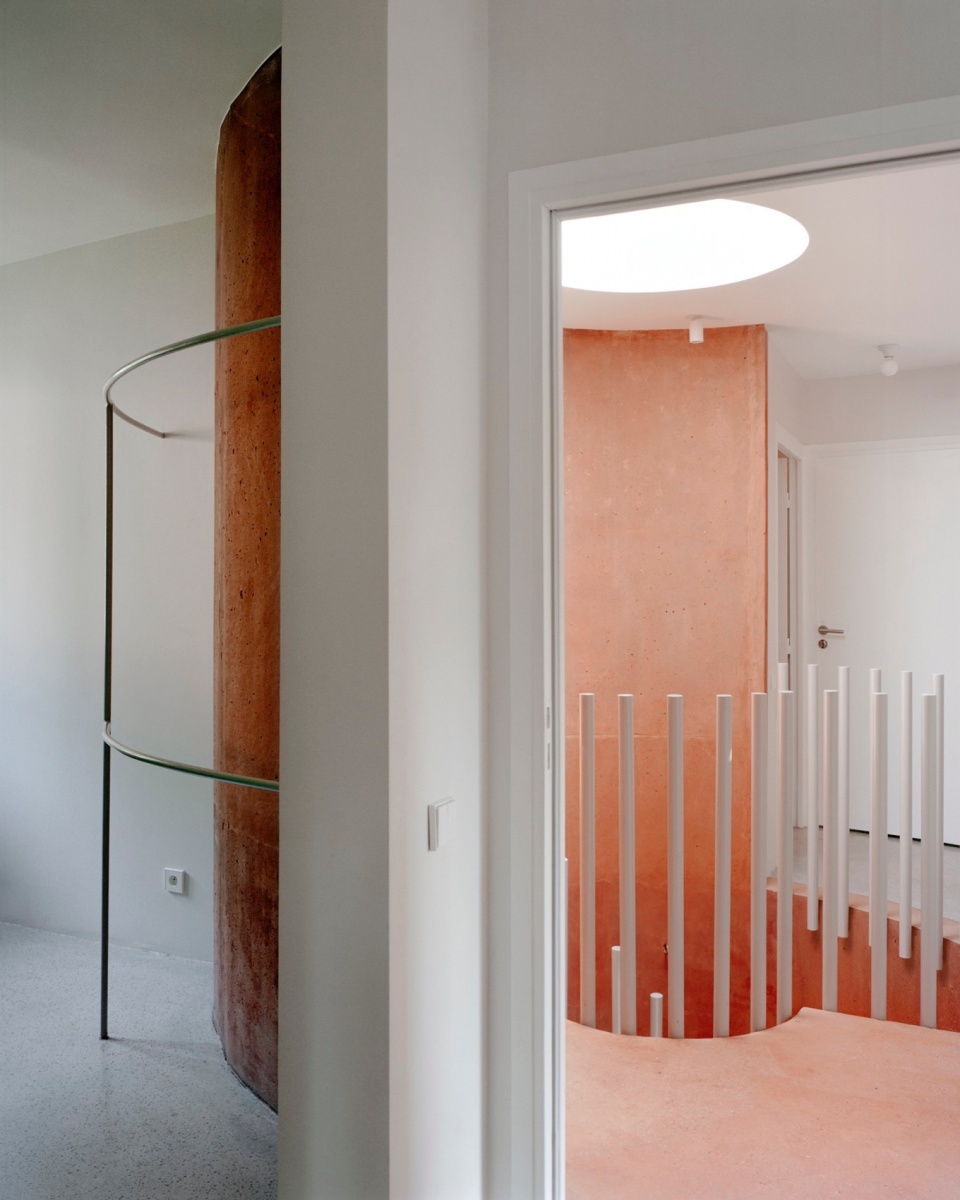 House Rehabilitation with Bricks Shards Atelier Delalande Tabourin
