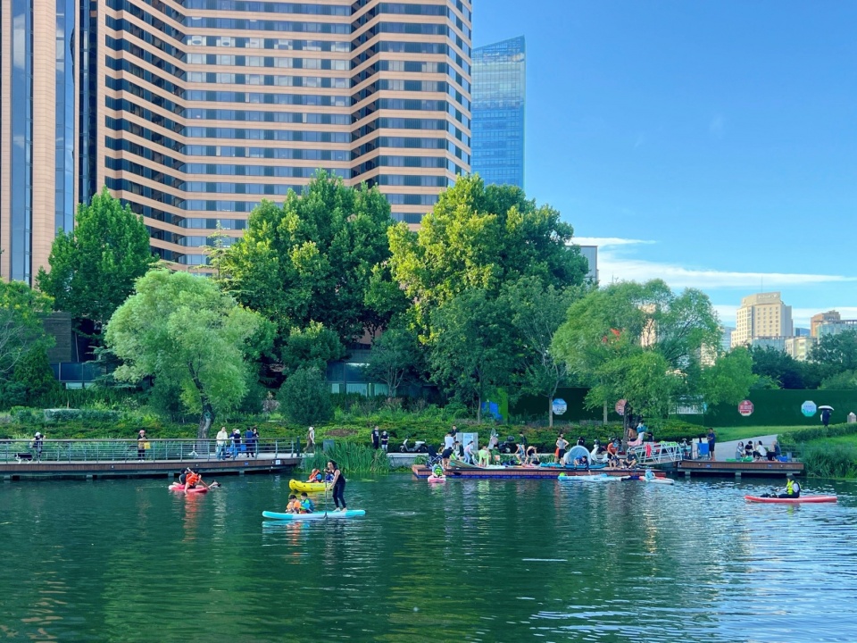 beijing liangma river waterfront landscape corridor by aecom