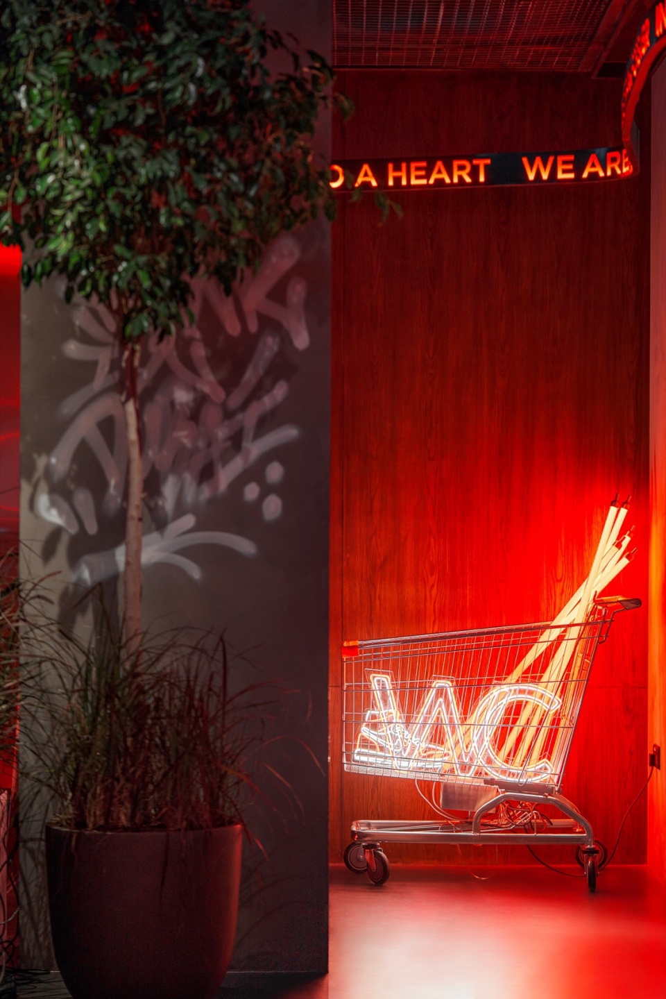 frank restaurant by da bureau