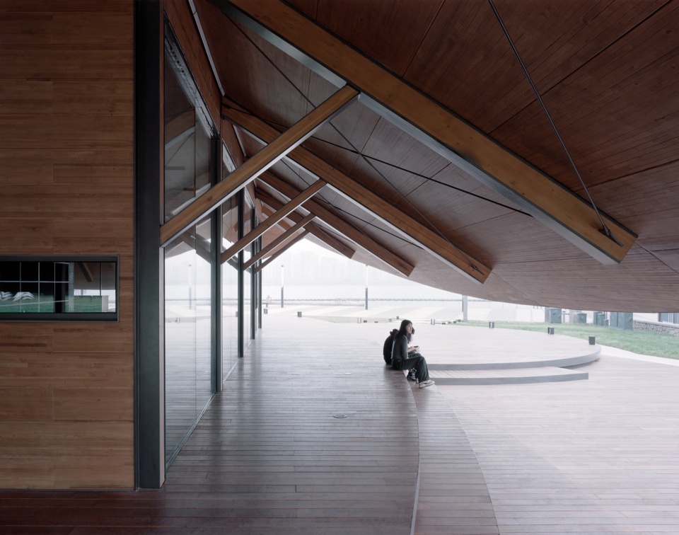 jinji lake pavilion no 1 by galaxy arch
