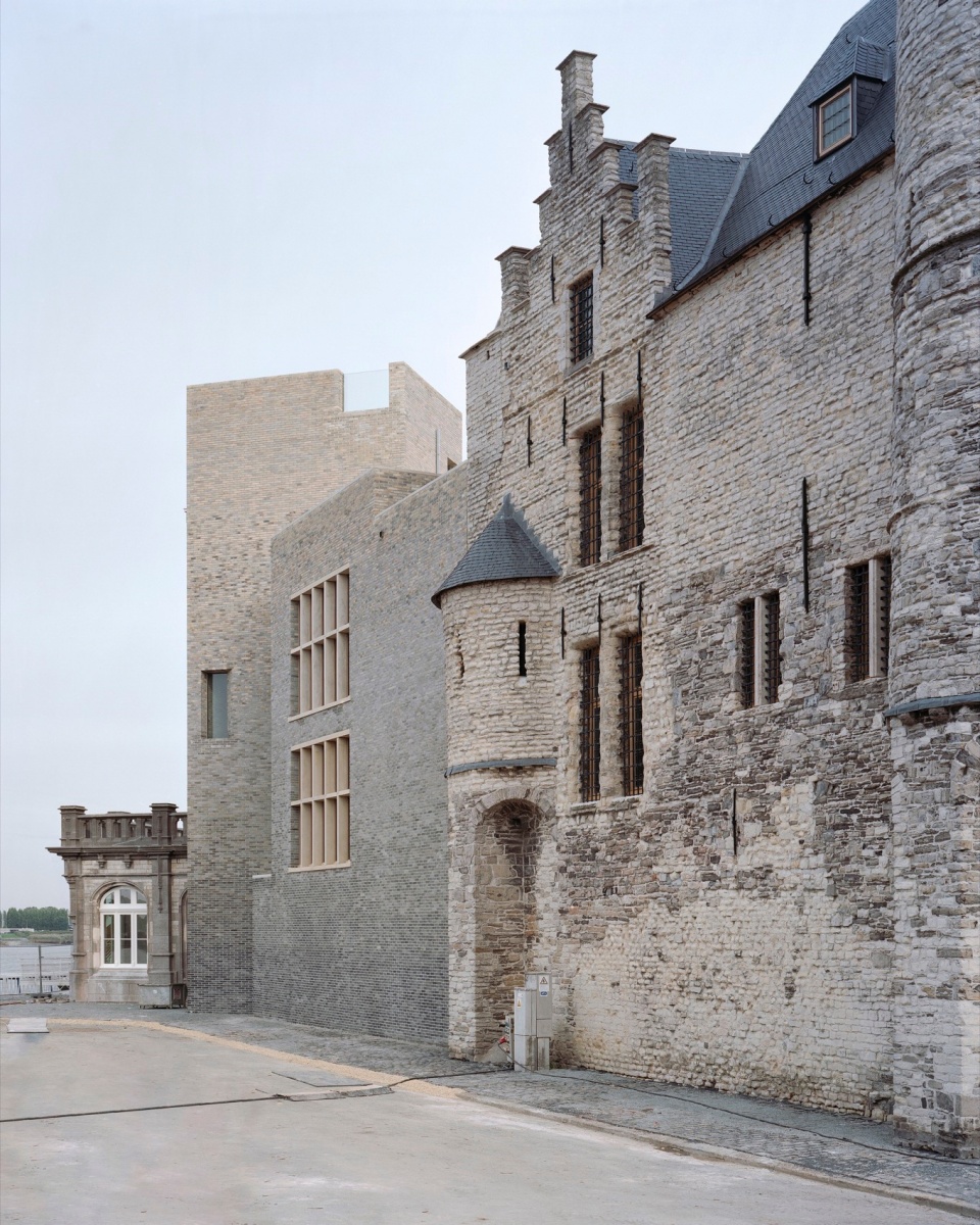 het steen antwerp by noaarchitecten