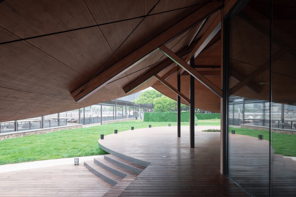 jinji lake pavilion no 1 by galaxy arch