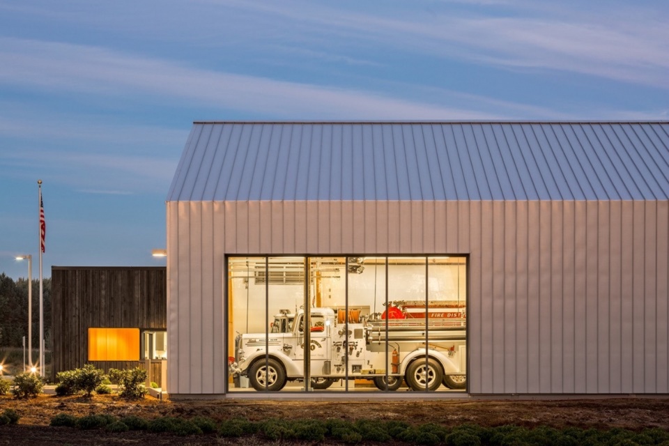 fire station 76 by hennebery eddy architects