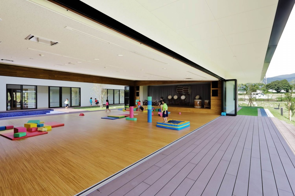kfb kindergarten and nursery by hibinosekkei youji no shiro