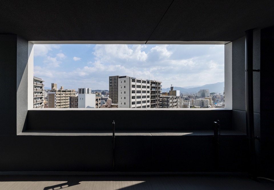 monochrome in fukuoka by sako architects