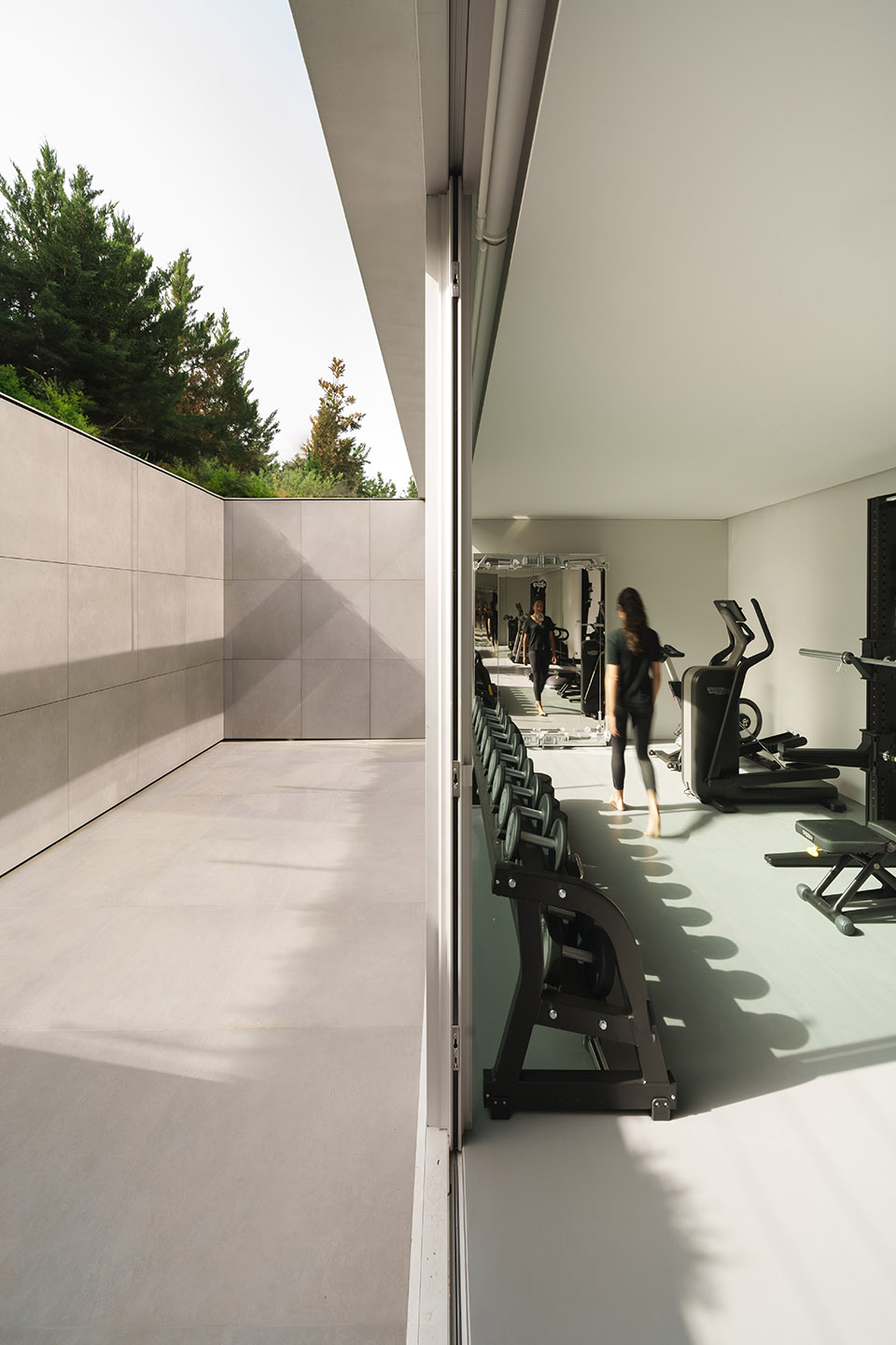 compluvium house by fran silvestre arquitectos
