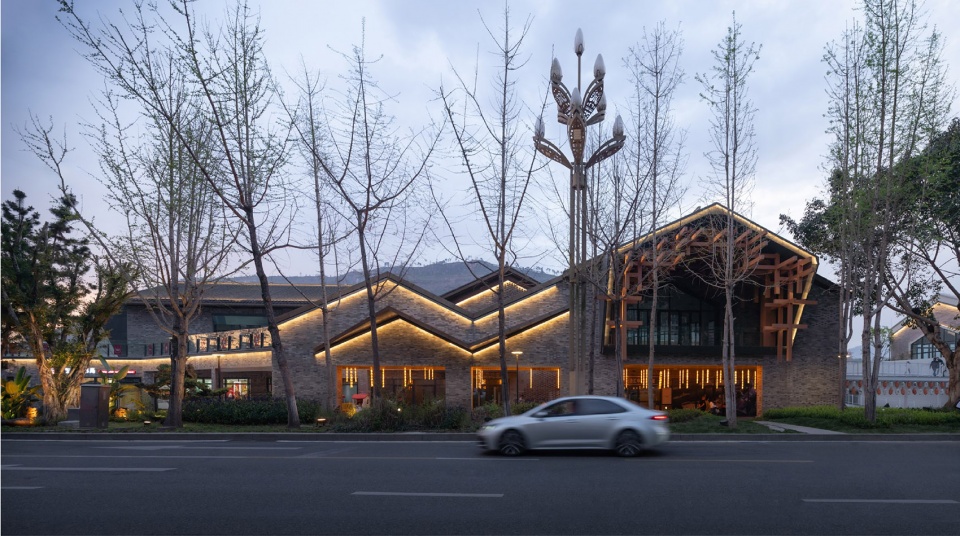 changfuhui urban renewal for the riverside avenue area by edge daheng loanchuang xiangjie