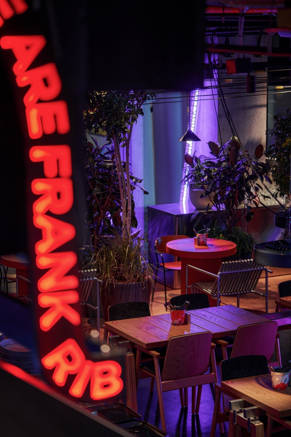 frank restaurant by da bureau